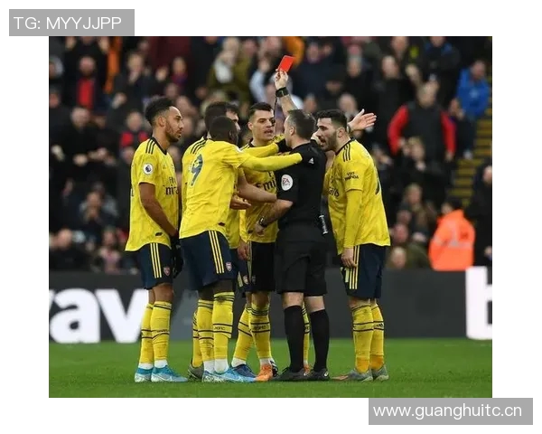 弗莱明接哈特曼传中再进一球伯恩利扩大领先优势狼队陷入困境